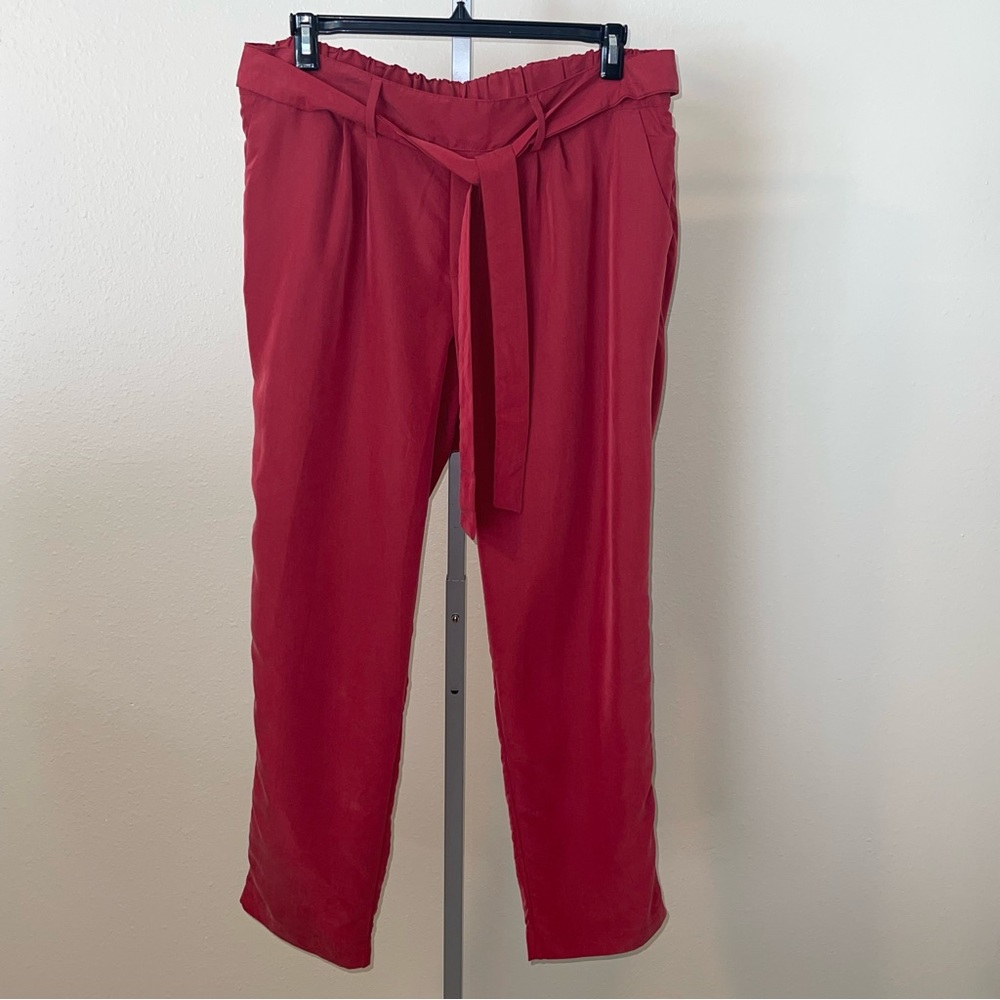 Old Navy Merry Strawberry Loose Fit Pants, Size 18 Plus, 22 Plus
